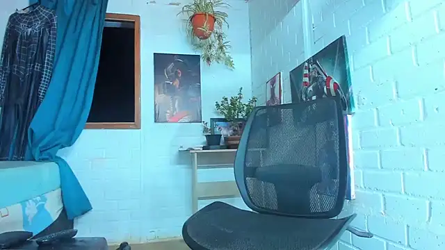 Zack Grey online show from 02/11/25, 04:33