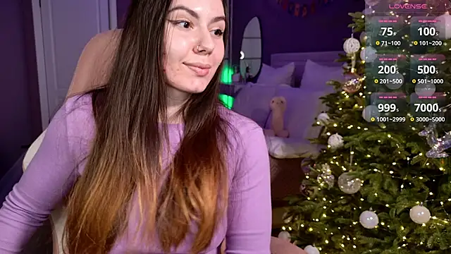 Foxohlove online show from 12/18/24, 02:06