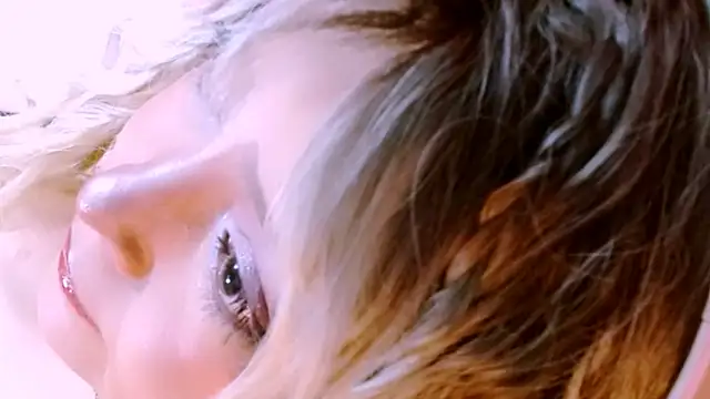 Snapshot of Honey_Lucy1 chatting on 03/06/26, 11:45 Honey Lucy1 online show from 03/06/26, 11:45