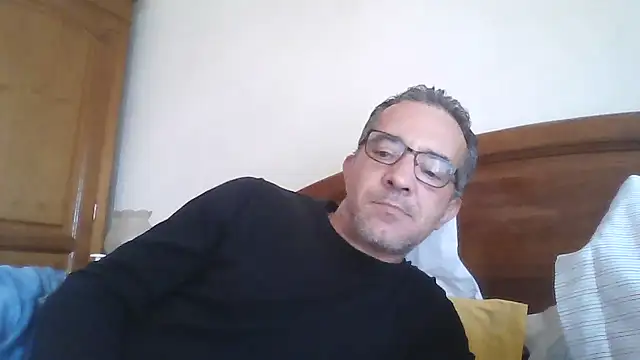 CarlosRocha73 online show from 04/18/26, 11:25