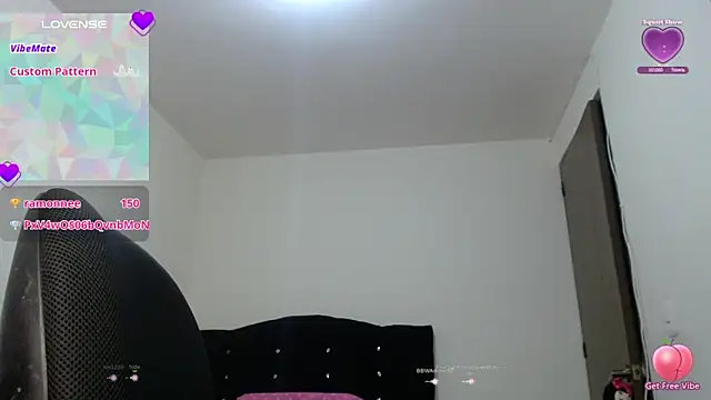 Snapshot of sweetshorexxx chatting on 01/25/25, 02:26 sweetshorexxx online show from 01/25/25, 02:26