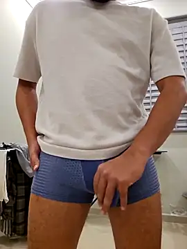 Snapshot of shakir12340 chatting on 11/27/25, 06:54 shakir12340 online show from 11/27/25, 06:54