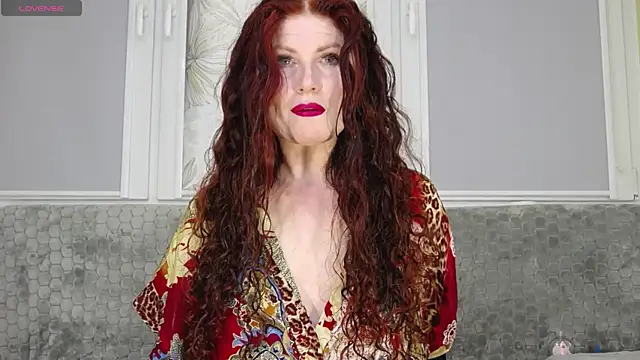 Snapshot of Hetera chatting on 04/13/26, 08:25 Hetera online show from 04/13/26, 08:25