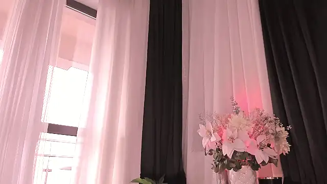 blond3bab3 online show from 12/18/25, 08:31