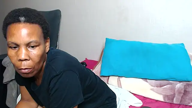 Snapshot of SuperNova40 chatting on 03/20/25, 03:14 SuperNova40 online show from 03/20/25, 03:14