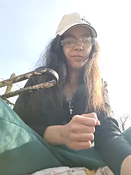 rposhta1991 online show from 02/15/25, 12:01