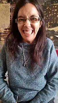 rposhta1991 online show from 10/28/25, 08:29