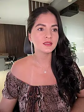 Carolina Novoa online show from 10/03/25, 09:01