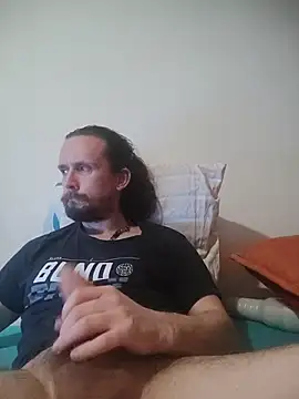 Snapshot of MishikoriXXX chatting on 04/11/26, 01:21 MishikoriXXX online show from 04/11/26, 01:21