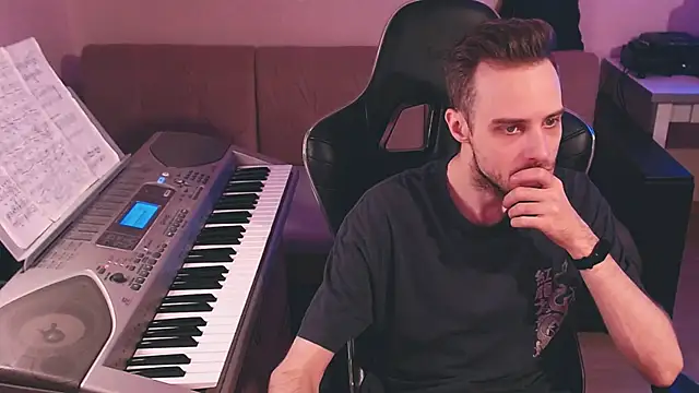 Sweetparker online show from 10/27/25, 05:17