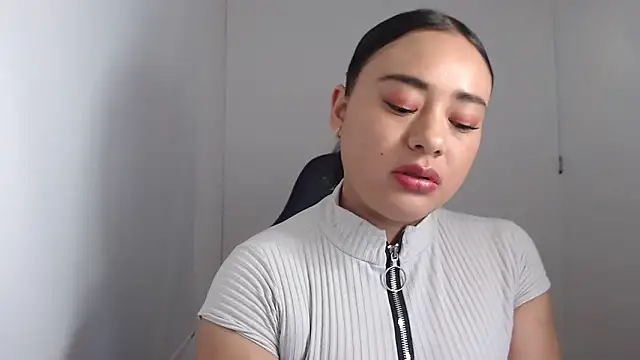 ReyleDoll online show from 12/02/24, 08:44