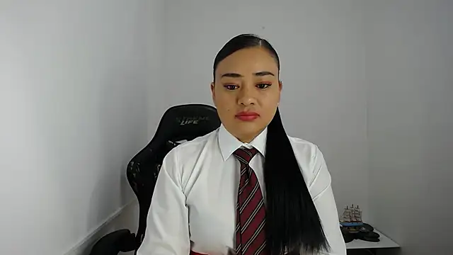 ReyleDoll online show from 01/07/25, 09:46