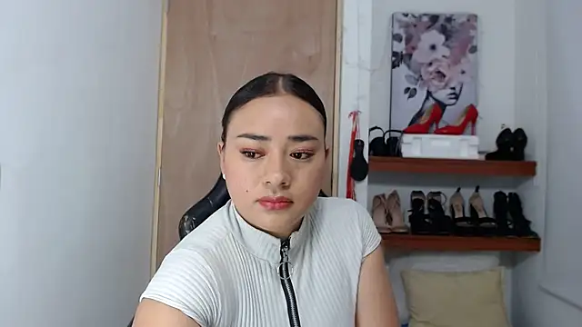 ReyleDoll online show from 02/01/25, 09:29