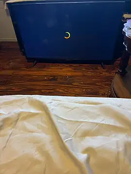 Snapshot of pctt chatting on 11/15/25, 05:27 pctt online show from 11/15/25, 05:27