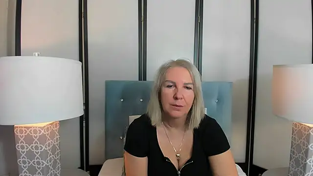 EricaTop online show from 01/12/25, 06:17