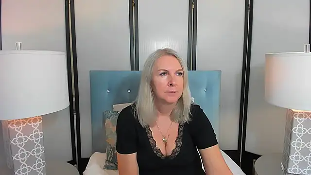 EricaTop online show from 10/27/25, 05:50