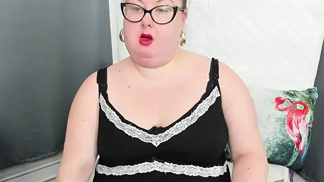 Snapshot of dirtyBonnie chatting on 12/18/24, 09:04 dirtyBonnie online show from 12/18/24, 09:04