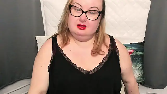 Snapshot of dirtyBonnie chatting on 01/21/25, 08:08 dirtyBonnie online show from 01/21/25, 08:08