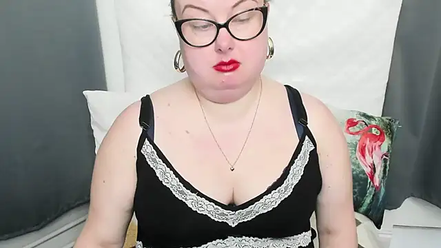 Snapshot of dirtyBonnie chatting on 03/20/25, 07:47 dirtyBonnie online show from 03/20/25, 07:47