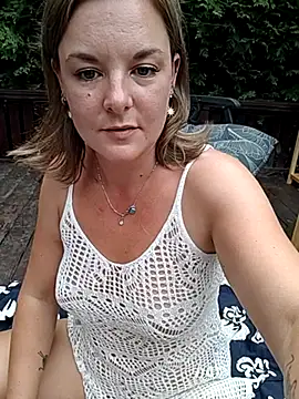 SwedishJennifer online show from 07/17/26, 01:29