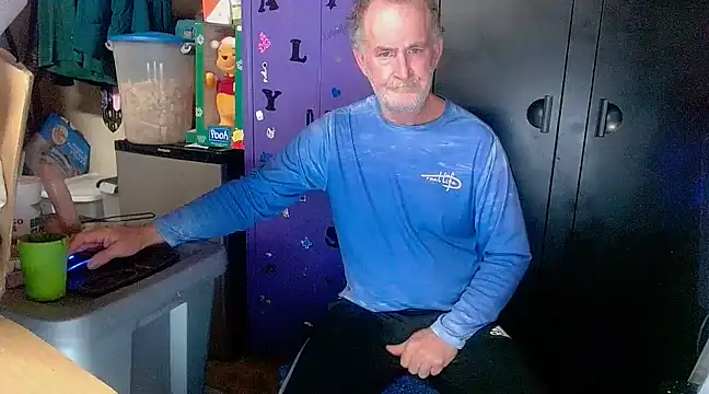 Snapshot of Sweet_Sexy1963 chatting on 12/11/24, 05:15 Sweet Sexy1963 online show from 12/11/24, 05:15