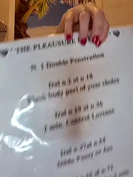 Snapshot of lucillabollente chatting on 11/01/25, 06:04 lucillabollente online show from 11/01/25, 06:04