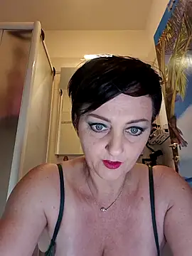 lucillabollente online show from 04/27/26, 04:10