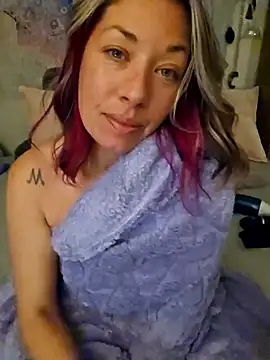 Snapshot of _NinaLuvSins_ chatting on 01/31/25, 01:33  NinaLuvSins  online show from 01/31/25, 01:33
