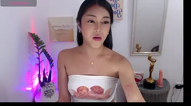 AsianMariaTs online show from 03/21/25, 11:01