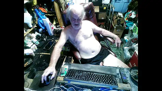 russtee online show from 01/15/26, 07:39