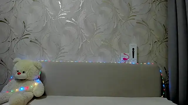 Malika Lisan online show from 03/17/25, 01:46