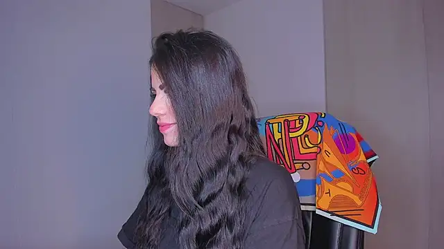 Lisegg  online show from 11/21/25, 10:14