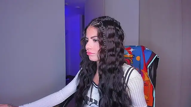 Lisegg  online show from 11/28/25, 10:29