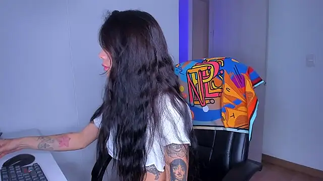 Lisegg  online show from 03/24/26, 10:15