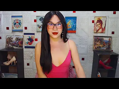 Snapshot of CockzillaHotTS chatting on 11/12/25, 02:12 CockzillaHotTS online show from 11/12/25, 02:12