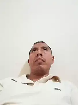 desnudo Sexoxo online show from 01/06/25, 02:15