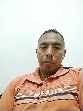 Snapshot of desnudo_Sexoxo chatting on 04/12/26, 12:59 desnudo Sexoxo online show from 04/12/26, 12:59