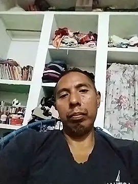 Snapshot of desnudo_Sexoxo chatting on 06/16/26, 01:08 desnudo Sexoxo online show from 06/16/26, 01:08