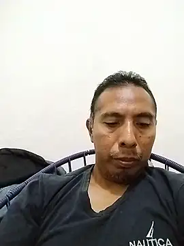 Snapshot of desnudo_Sexoxo chatting on 06/17/26, 11:16 desnudo Sexoxo online show from 06/17/26, 11:16
