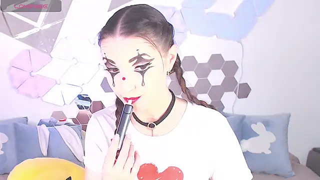 LexiKiss online show from 12/11/24, 09:19