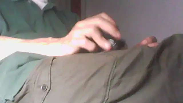 Snapshot of Moro_ra chatting on 09/24/25, 06:44 Moro ra online show from 09/24/25, 06:44