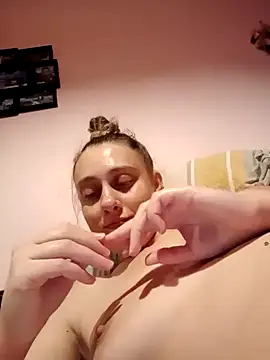 Snapshot of SexyAmanda32 chatting on 12/03/24, 07:11 SexyAmanda32 online show from 12/03/24, 07:11