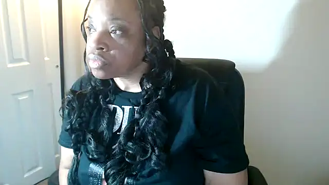 Sexymona1218 online show from 03/28/26, 07:08