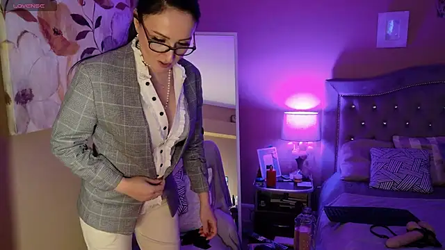 Snapshot of lara_heaven chatting on 01/20/25, 07:46 lara heaven online show from 01/20/25, 07:46