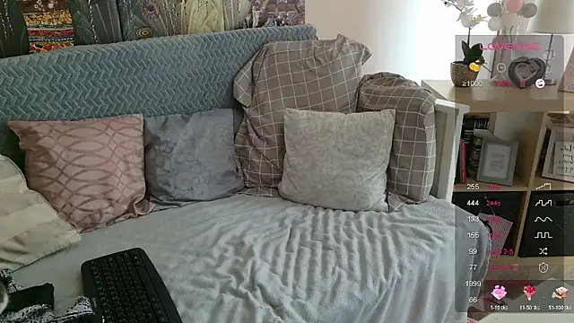 Snapshot of lara_heaven chatting on 03/11/25, 12:28 lara heaven online show from 03/11/25, 12:28