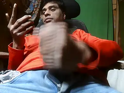 desiboy1101 online show from 01/14/25, 02:00