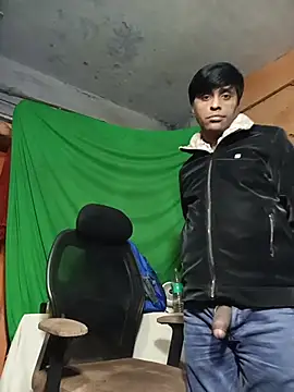 Snapshot of desiboy1101 chatting on 01/10/26, 02:41 desiboy1101 online show from 01/10/26, 02:41