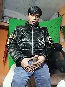 Snapshot of desiboy1101 chatting on 01/18/26, 08:51 desiboy1101 online show from 01/18/26, 08:51