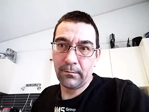 dick81 online show from 03/22/26, 09:56