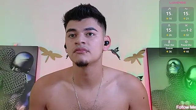 Snapshot of VikoHands chatting on 04/10/26, 12:16 VikoHands online show from 04/10/26, 12:16